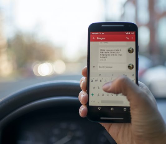 Every New Feature And How to Setup Google Messages To Use All The New Features Google Messages New Features: The Tables Has Turned On Apple